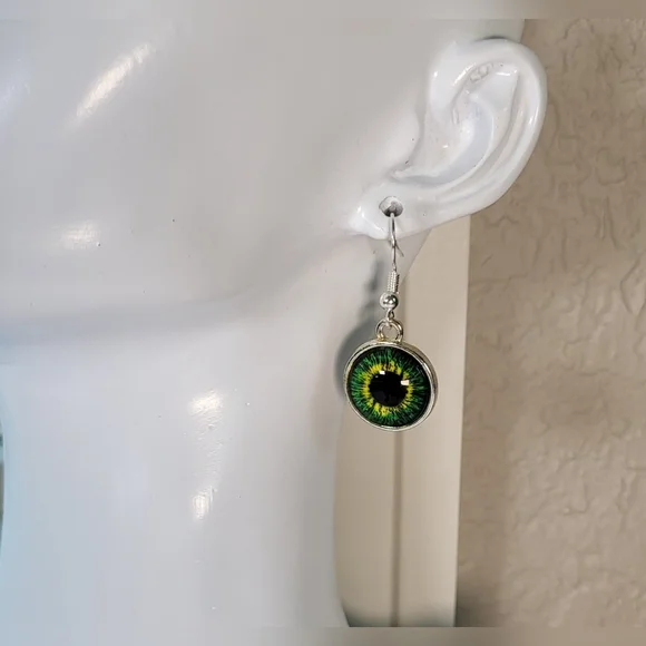 Green Eye Statement Dangle Earrings / Pierced - Picture 2 of 5